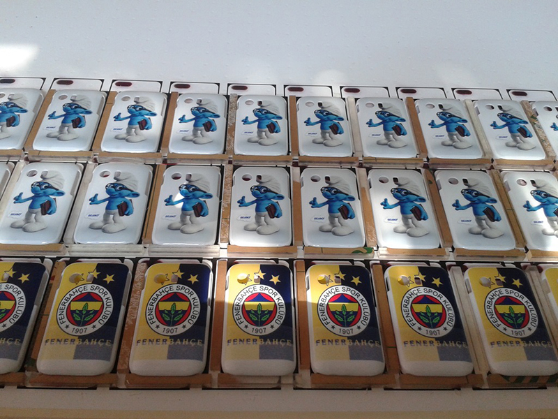 手機(jī)殼打印機(jī)效果圖